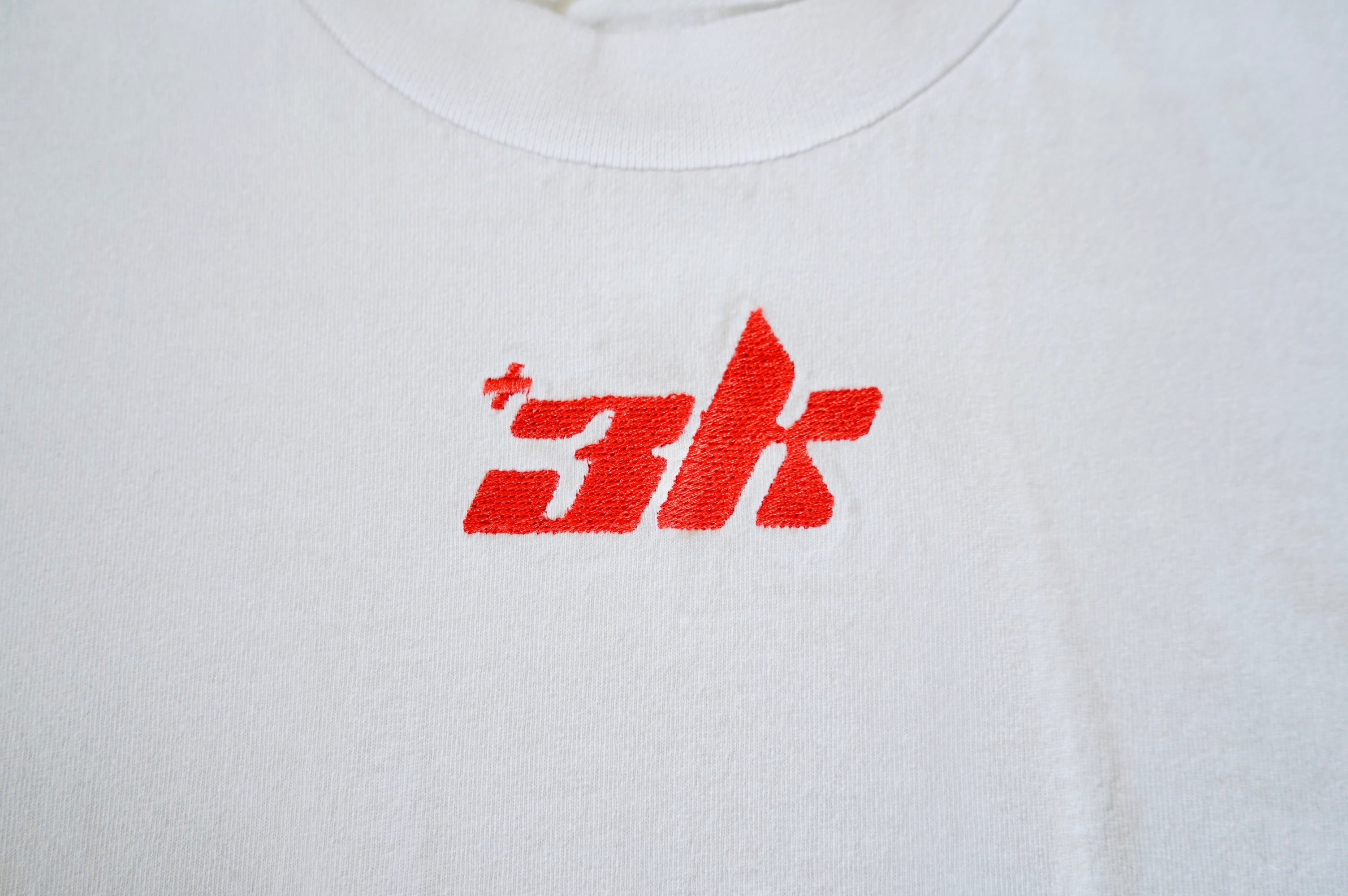 3k Center Logo Tee "White Cherry"